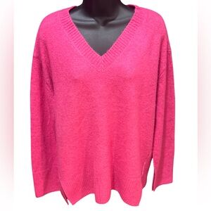 Vince Camuto Bright Pink V-Neck Sweater, Like NEW, Comfy & Flowing